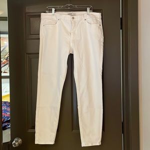 Women’s white jeans